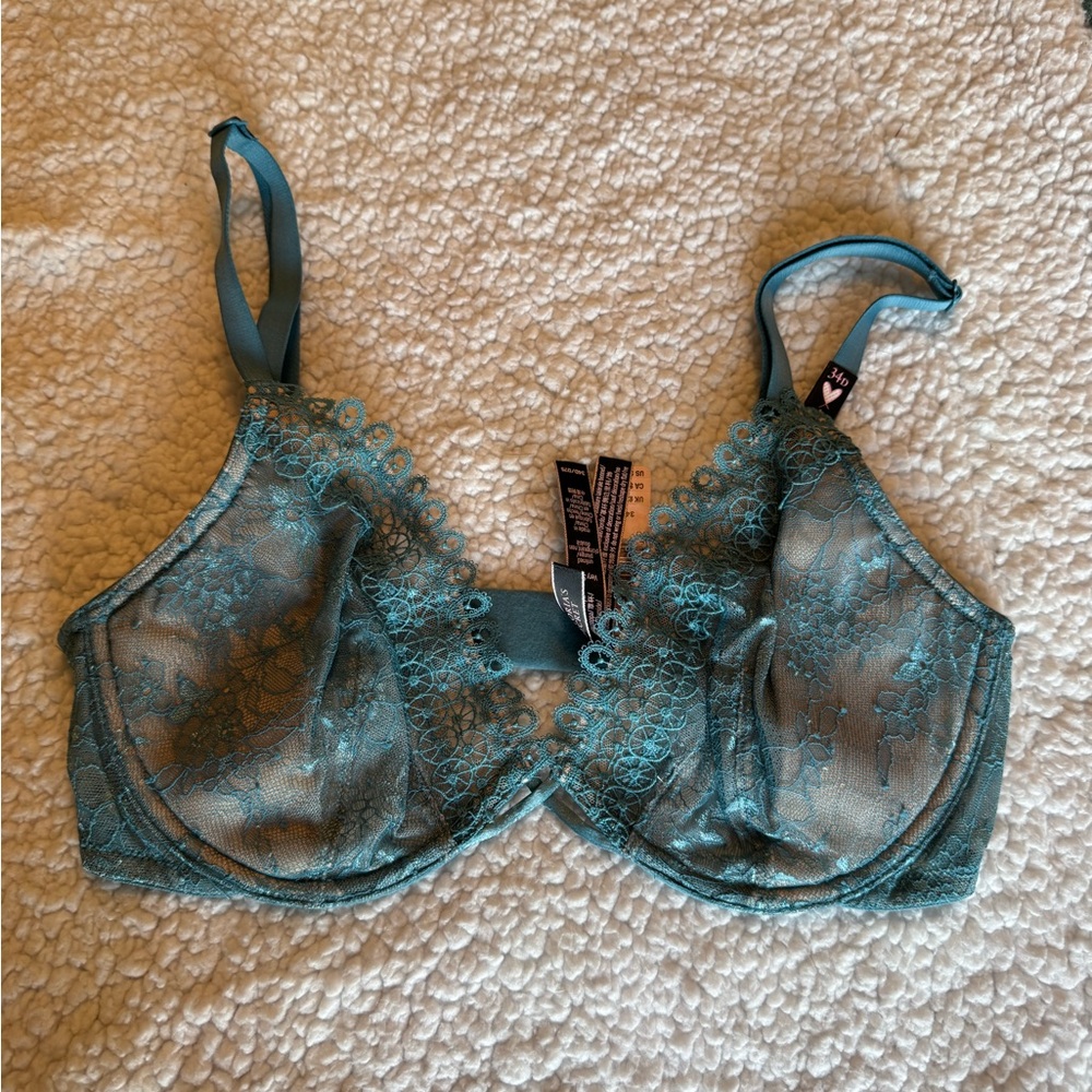 Victoria's Secret Teal Lace Underwire Bra